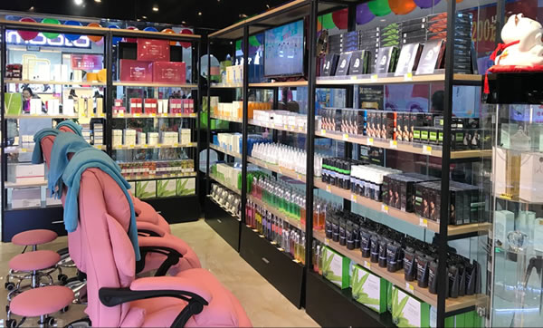 小资生活 化妆品店